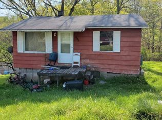 3355 Virginia Heights Dr, Pulaski, VA 24301