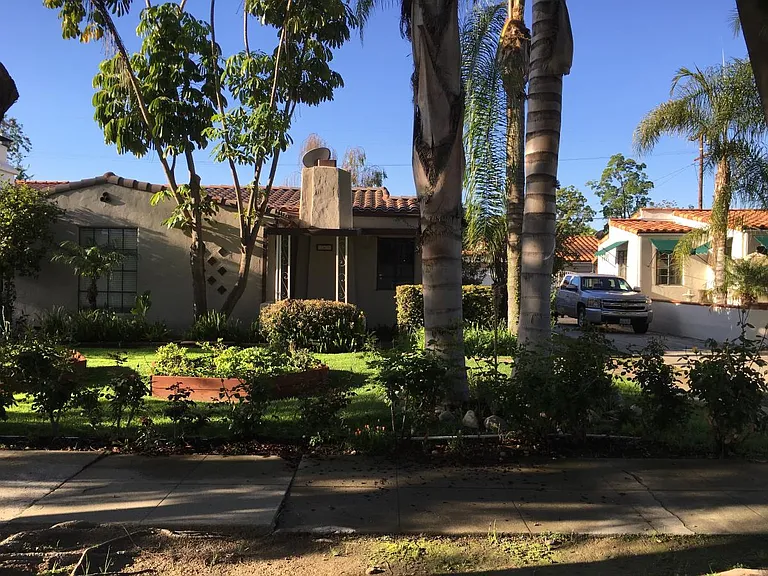 360 Adams Ave — Photo 16