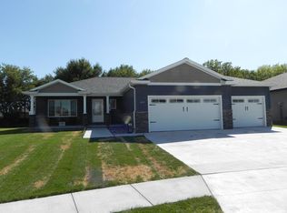 4135 Michigan Ave, Grand Island, NE 68803