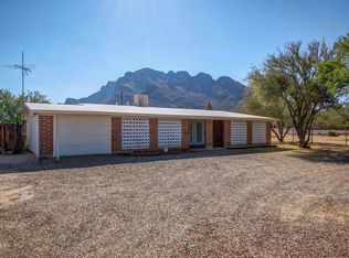 9050 N Overlook Dr, Tucson, AZ 85704