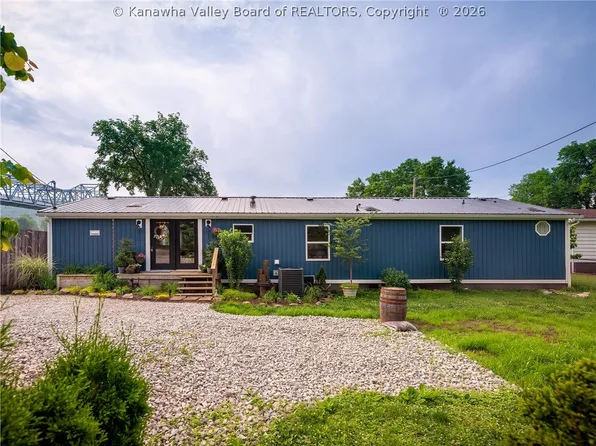 120 Whittbury Ln, Red House, WV 25168