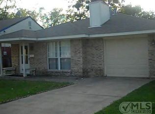 401 Falcon Dr, Irving, TX 75060
