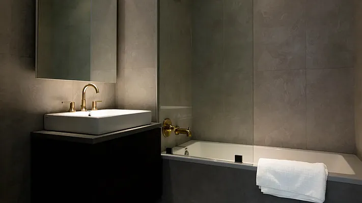 Rented by Nooklyn NYC LLC | media 33