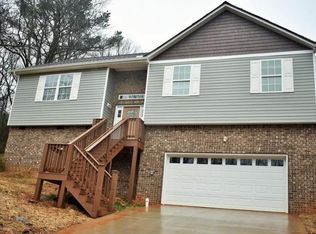 3987 Countryside Dr, Chattanooga, TN 37406