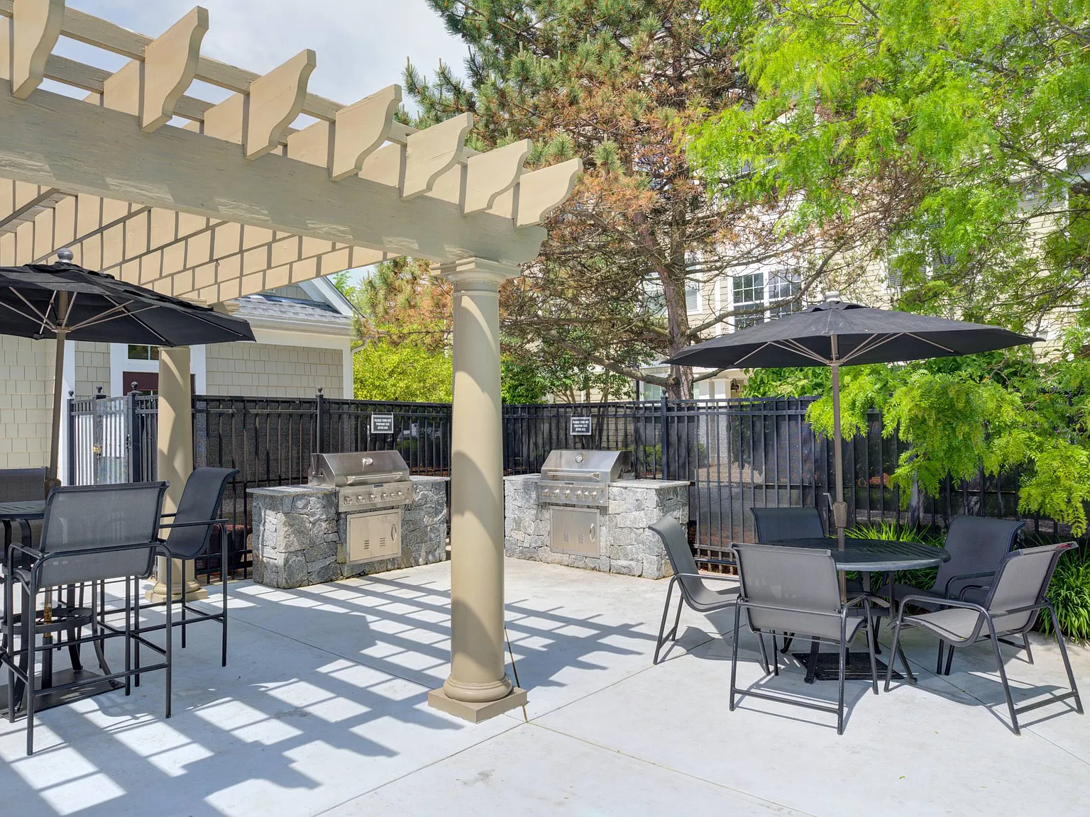 Hawthorne Commons — Photo 4