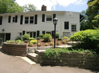 41 Hassake Rd, Old Greenwich, CT 06870