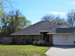398 Sorrel Ln, Red Oak, TX 75154