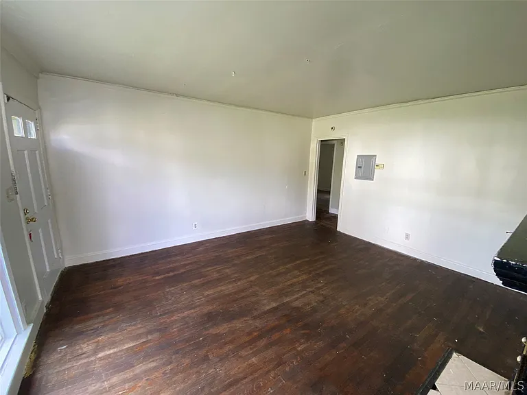3608 Wilmington Rd — Photo 2