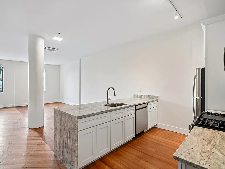 Lauderdale Lofts — Photo 24