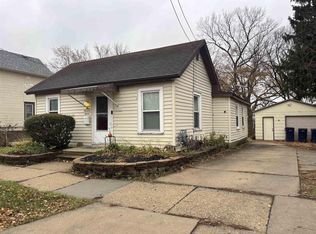 407 Rockport Rd, Janesville, WI 53548