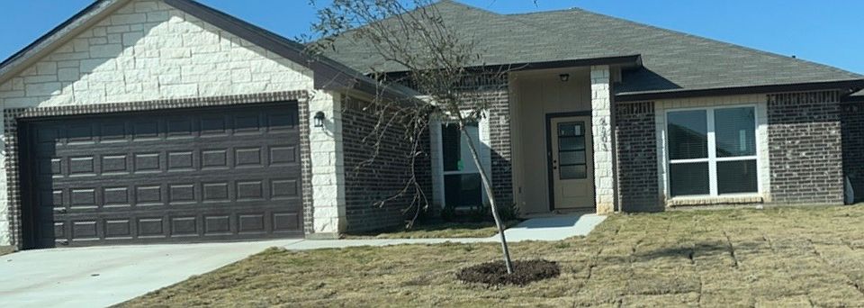 1st image of 6003 Aquilla Dr