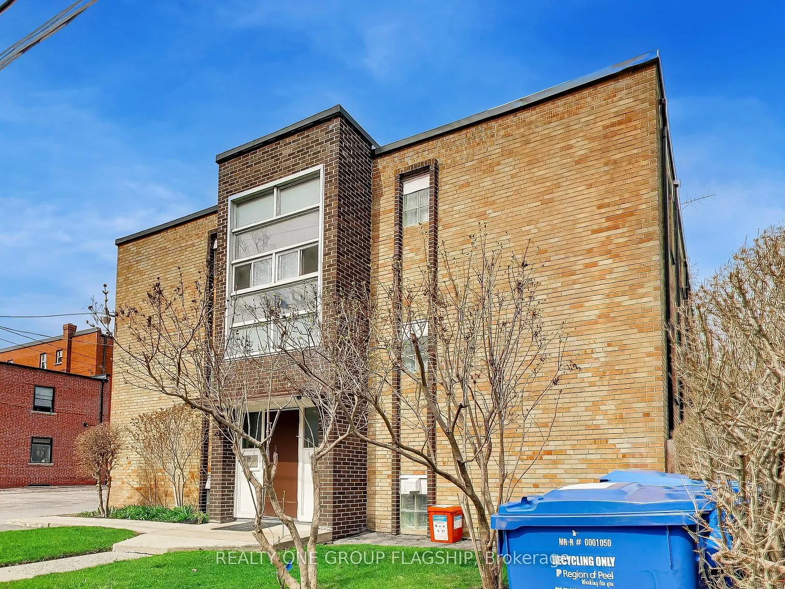 1 bed, $2,075 — Photo 2