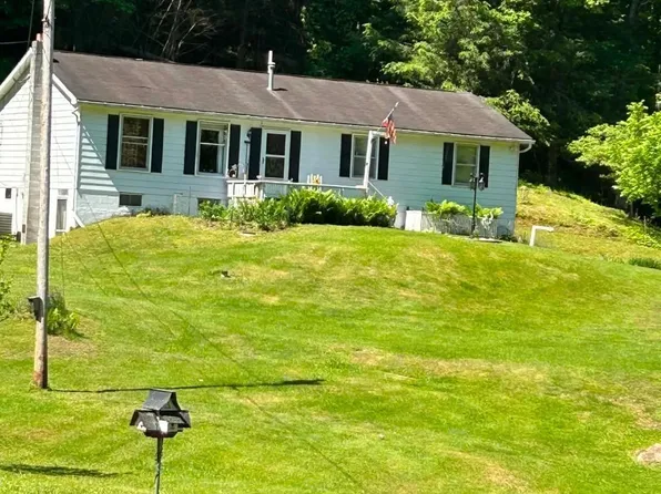 2710 Little Sand Run Rd, Buckhannon, WV 26201