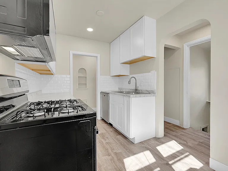 1754 S Gilpin St — Photo 13