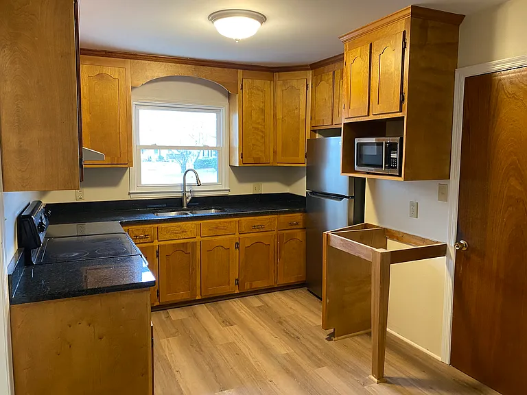 218 Mona Dr — Photo 13
