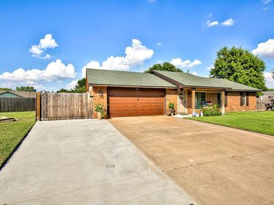 2901 Williamsburg, Enid, OK, 73703