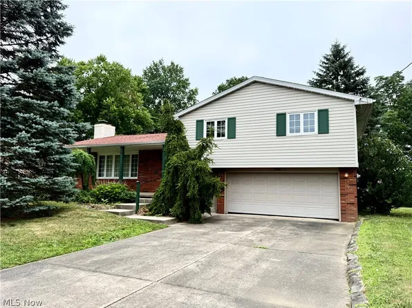 1686 Roosevelt Ave, Niles, OH 44446