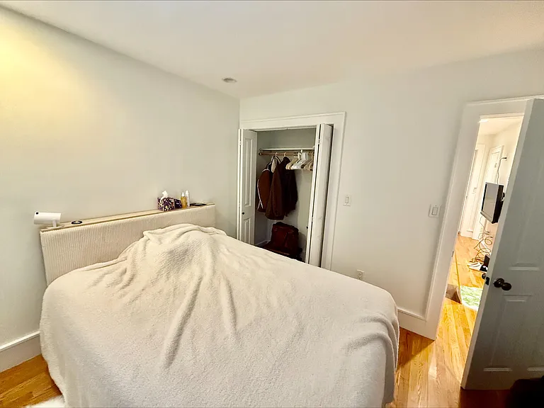 11 Thacher Ct #1 — Photo 11