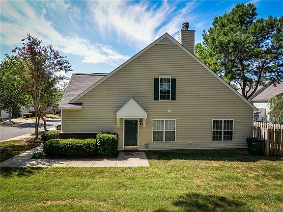 3rd image of 4512 Antelope Ln #1205