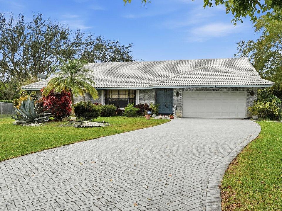 1st image of 8870 NW 49th Drive