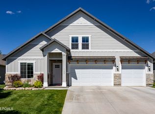 1195 Canyon View Rd, Midway, UT 84049