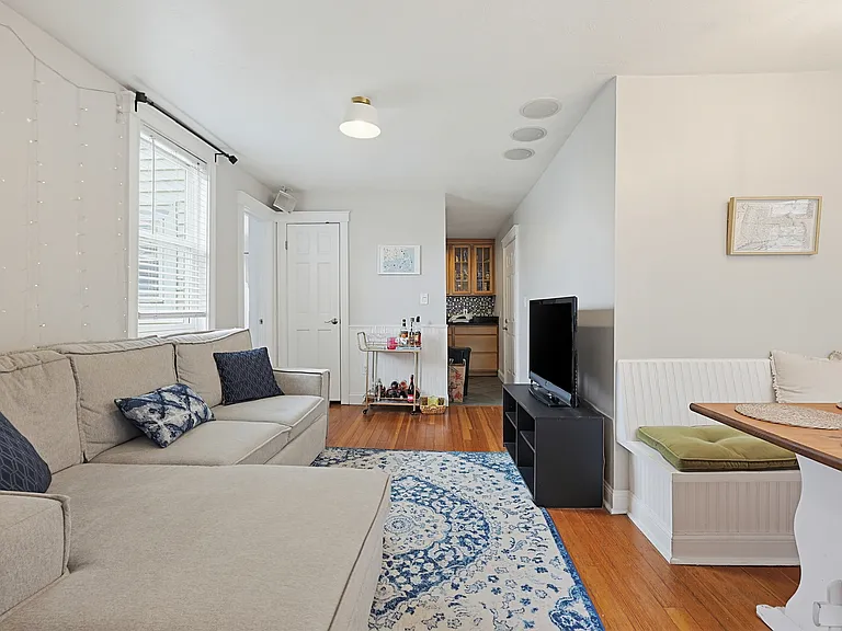 36 Telegraph St — Photo 14