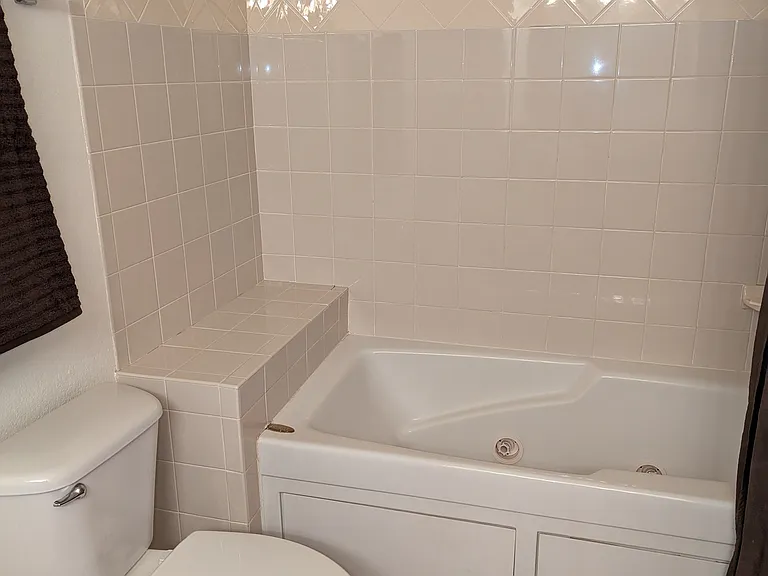 430 Belford St #C — Photo 14