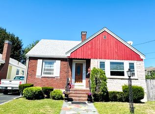156 Squanto Rd, Quincy, MA 02169