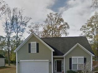 8031 Hyannis Ct, North Charleston, SC 29420