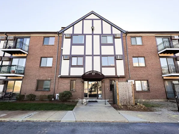 59 Highland Glen Dr APT 315, Randolph, MA 02368
