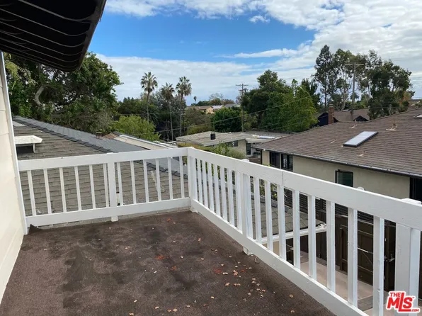 16769 Livorno Dr, Pacific Palisades, CA 90272