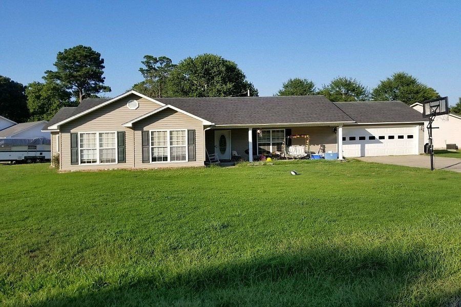 1st image of 1004 Kari Dr