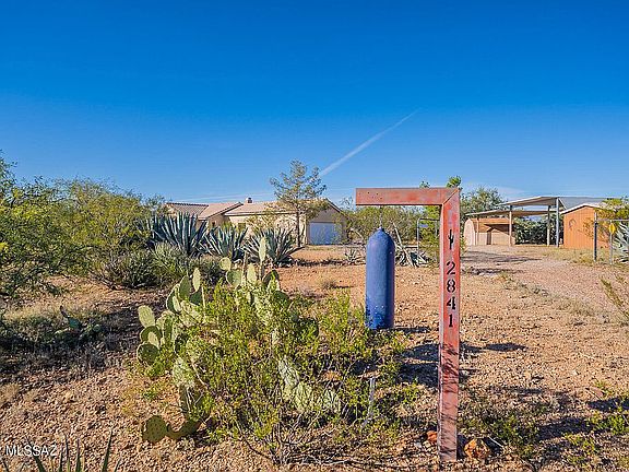 3rd image of 2841 E Calle Bacardi