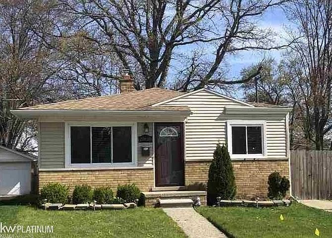 1st image of 22625 Lake Dr