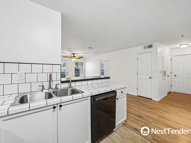 31125 Paradise Cmns #914 — Photo 14