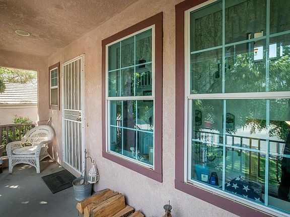 3rd image of 2280 E Houston Ave