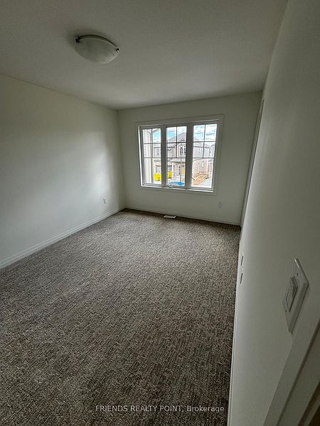 Pelham Townhouse for rent - 3 Bedrooms — photo 18