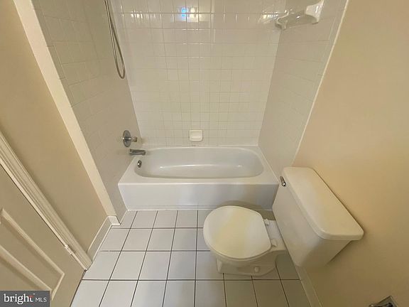 5th image of 5801 Tudor Ln