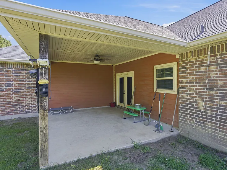1115 Magdalena Dr — Photo 14
