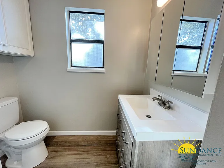 45 Warwick Dr — Photo 14
