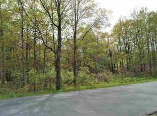 60 Liberty Rd, Troy, NY 12180