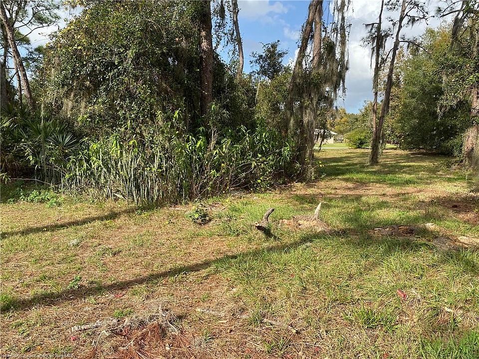 2nd image of 5820 Thunder Rd