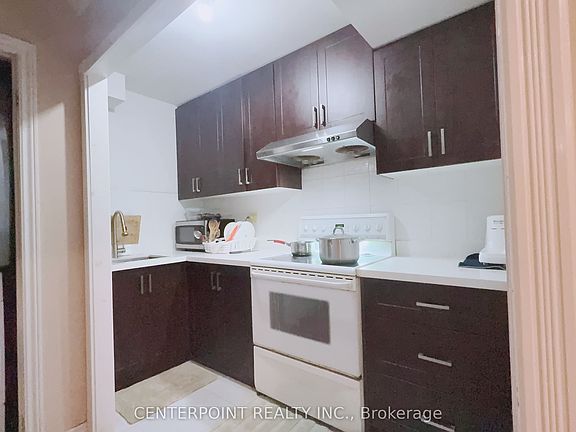 5th image of 724 Hillcrest Rd