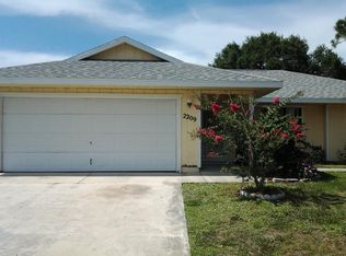 2209 SE Melaleuca Blvd, Port Saint Lucie, FL 34952