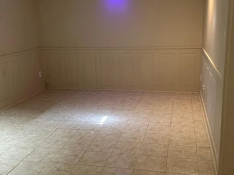 930 Scarlett Rd — Photo 10