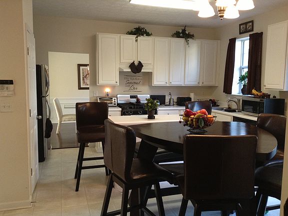 3rd image of 2642 Whispering Pines Dr