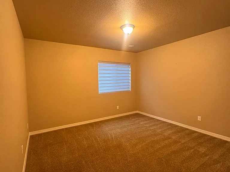 8475 Glen Carriage Grv — Photo 33