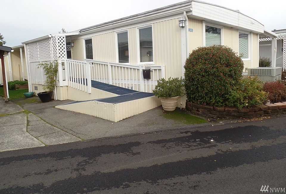 1st image of 3226 S 184th St #261