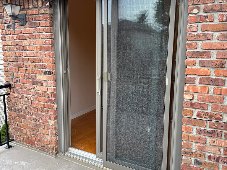 358 Adams Ave — Photo 8
