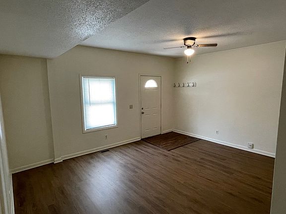 2nd image of 1052 N Ohio St